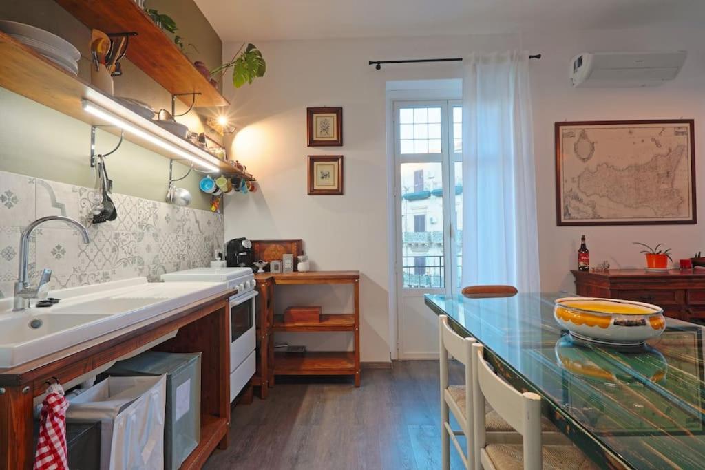 Апартаменти La Casuzza Del Borgo - Porto - Politeama Палермо Екстер'єр фото